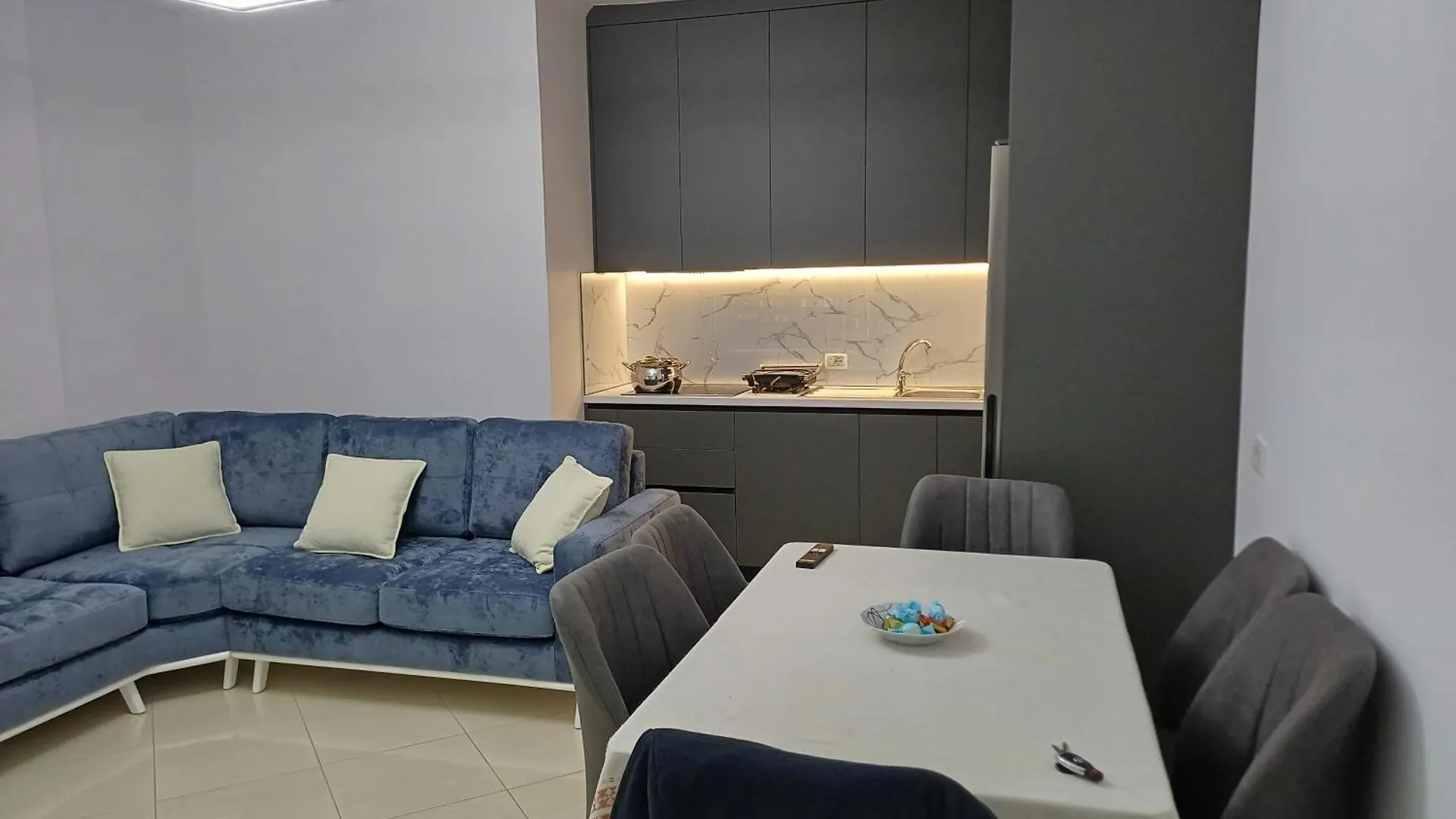 3 Zimmer Apartment In Vlorë