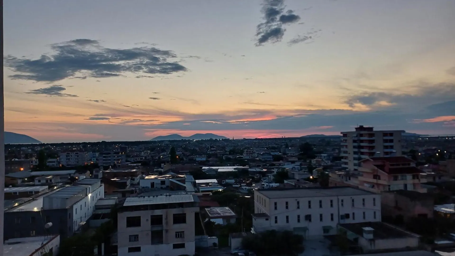 3 Zimmer Apartment In Vlorë